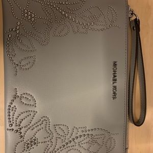 Michael kors wristlet